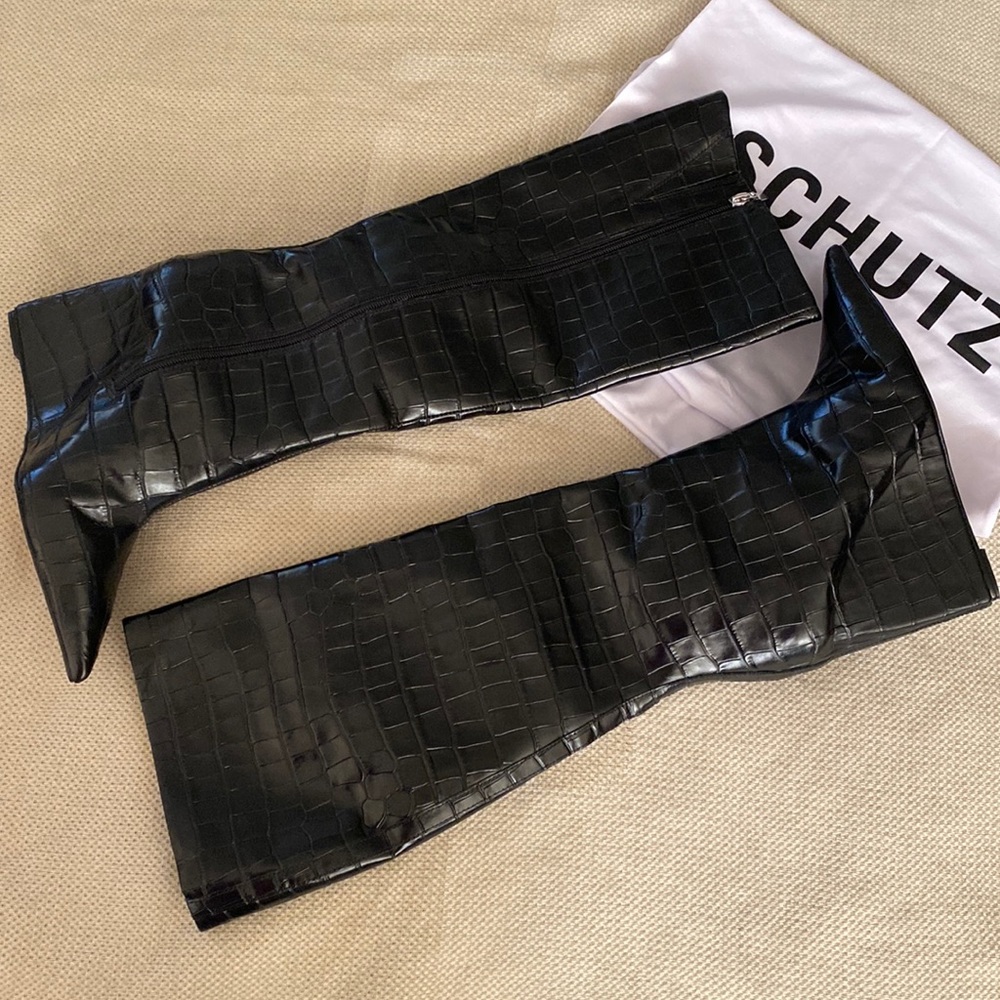 SCHUTZ Black Croc-Embossed Heeled Boots